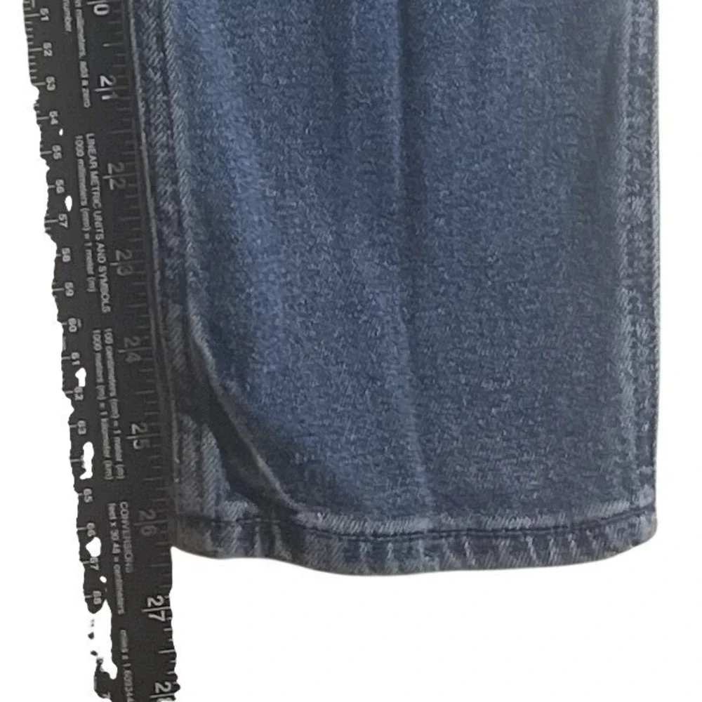 Hollister Ultra High Rise Mom Jeans 26 Distressed